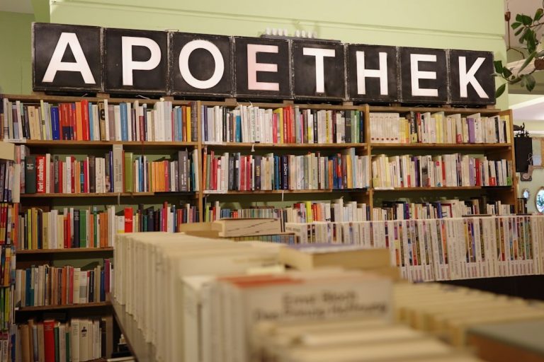 Obshhestvennye chtenija i poeticheskie vechera gde okunutsja v mir literatury fef5dd1.jpg